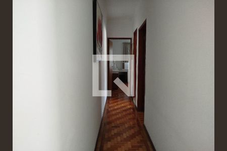 Corredor dos quartos de casa à venda com 4 quartos, 137m² em Vila Carrão, São Paulo