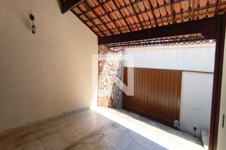 Casa à venda com 5 quartos, 380m² em São Bernardo, Belo Horizonte