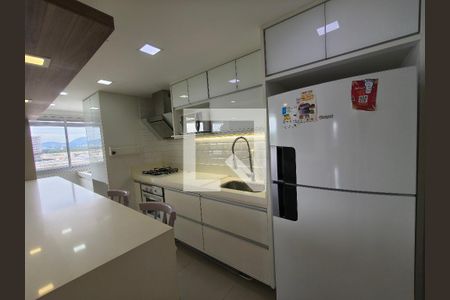 Cozinha de apartamento para alugar com 2 quartos, 85m² em Jacarepaguá, Rio de Janeiro