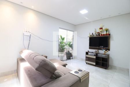 Sala de casa para alugar com 4 quartos, 180m² em Jardim das Palmeiras, Uberlândia