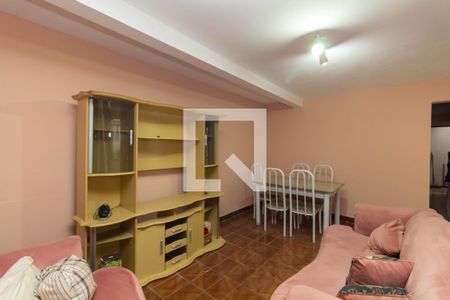 Sala de casa para alugar com 5 quartos, 260m² em Parque Guarani, São Paulo