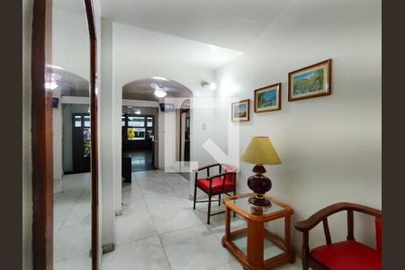 Fachada e portaria de apartamento à venda com 3 quartos, 150m² em Tijuca, Rio de Janeiro