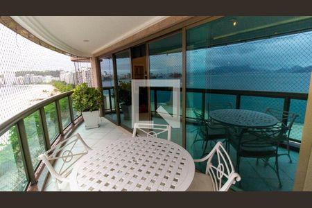 Sala de apartamento para alugar com 3 quartos, 334m² em Icaraí, Niterói