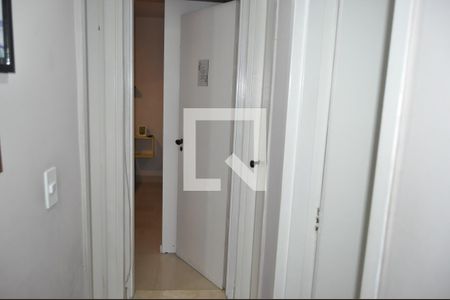 Corredor de apartamento à venda com 3 quartos, 80m² em Cachambi, Rio de Janeiro