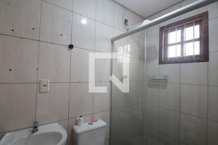 Banheiro da Suíte 1 de apartamento para alugar com 2 quartos, 55m² em Mathias Velho, Canoas