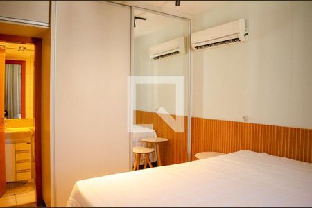 Suíte de apartamento para alugar com 2 quartos, 54m² em Vila São João, Goiânia