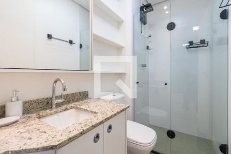 Banheiro de apartamento para alugar com 1 quarto, 40m² em Empresarial 18 do Forte, Barueri