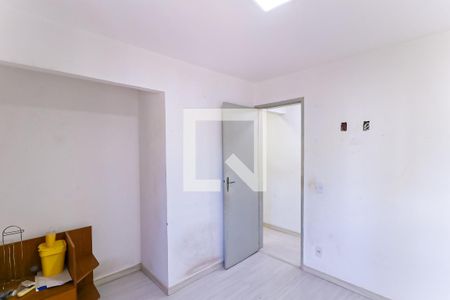 Quarto 1 de apartamento para alugar com 2 quartos, 61m² em Del Castilho, Rio de Janeiro