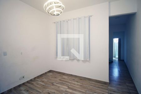 Sala de apartamento para alugar com 1 quarto, 46m² em Penha, Rio de Janeiro