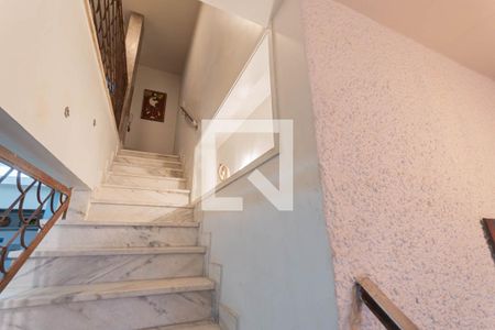 Escada de casa à venda com 4 quartos, 150m² em Tijuca, Rio de Janeiro