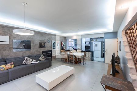 Sala de casa à venda com 4 quartos, 150m² em Tijuca, Rio de Janeiro