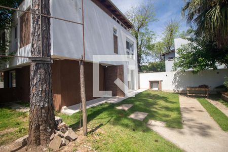 Patio de casa à venda com 3 quartos, 133m² em Guarujá, Porto Alegre