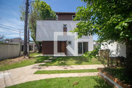 Patio de casa à venda com 3 quartos, 133m² em Guarujá, Porto Alegre