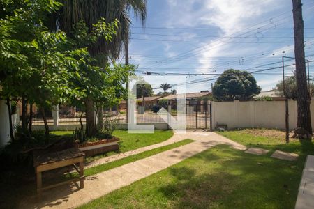 Patio de casa à venda com 3 quartos, 133m² em Guarujá, Porto Alegre