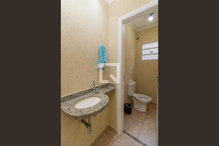 Lavabo de casa à venda com 3 quartos, 130m² em Vila Nilo, São Paulo