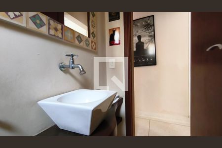 Lavabo de casa para alugar com 4 quartos, 200m² em Vila Mariana, São Paulo