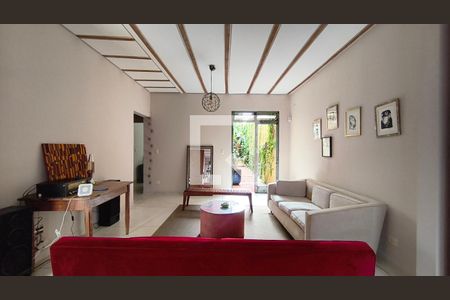 Sala de casa à venda com 4 quartos, 200m² em Vila Mariana, São Paulo