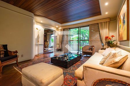 Sala de apartamento à venda com 2 quartos, 185m² em Cerqueira César, São Paulo