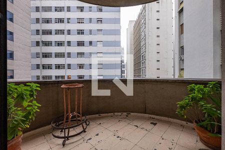 Suíte - Varanda de apartamento à venda com 2 quartos, 185m² em Cerqueira César, São Paulo