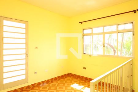 Sala 3 de casa para alugar com 3 quartos, 147m² em Vila Carmosina, São Paulo