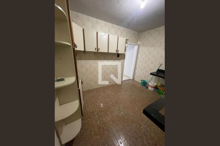 Cozinha de casa à venda com 2 quartos, 60m² em Havaí, Belo Horizonte
