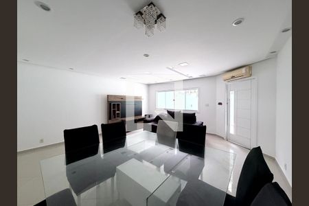 Sala de casa de condomínio à venda com 3 quartos, 289m² em Vargem Grande, Rio de Janeiro