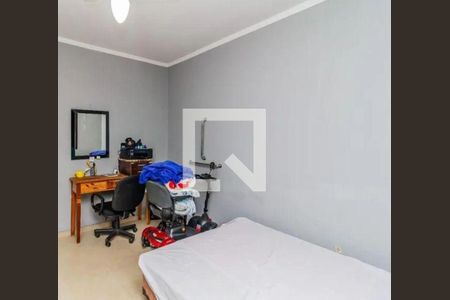 Casa à venda com 3 quartos, 240m² em Parque São Jorge, São Paulo