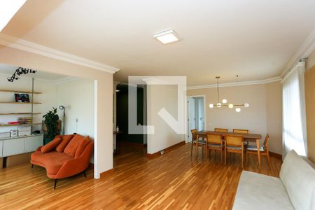 Sala 1 de apartamento para alugar com 3 quartos, 274m² em Vila Suzana, São Paulo