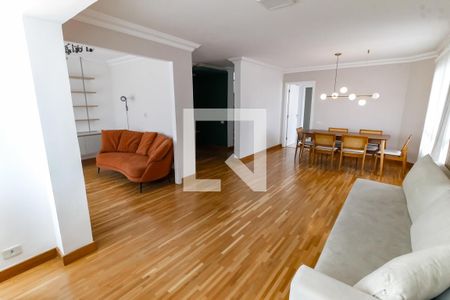 Sala 1 de apartamento para alugar com 3 quartos, 274m² em Vila Suzana, São Paulo