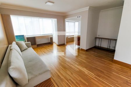 Sala 1 de apartamento para alugar com 3 quartos, 274m² em Vila Suzana, São Paulo
