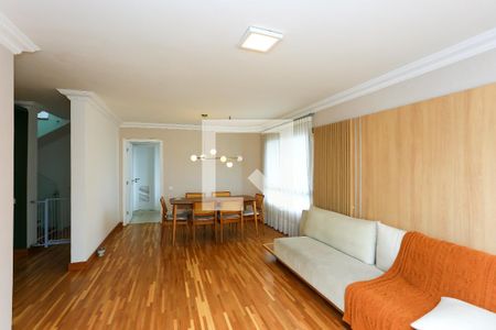 Sala 1 de apartamento para alugar com 3 quartos, 274m² em Vila Suzana, São Paulo