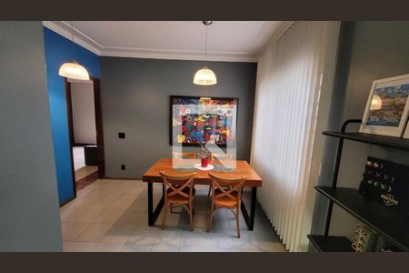 Casa à venda com 4 quartos, 193m² em Nova Gameleira, Belo Horizonte