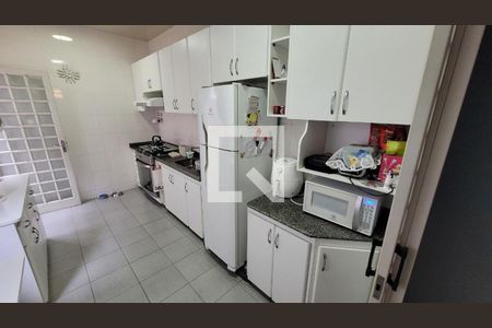 Casa à venda com 4 quartos, 193m² em Nova Gameleira, Belo Horizonte