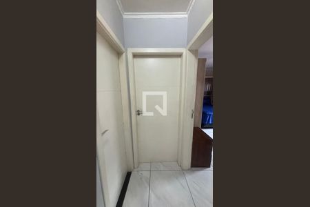 Corredor de casa para alugar com 2 quartos, 131m² em Vila Sao Pedro, Santo André