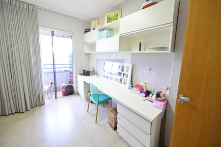 Quarto de apartamento para alugar com 3 quartos, 81m² em Jardim Goiás, Goiânia
