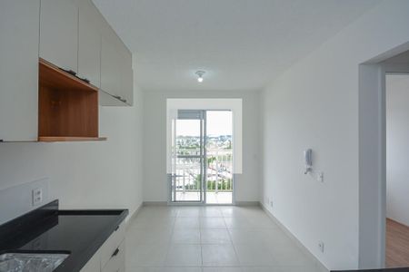 Sala/Cozinha de apartamento para alugar com 2 quartos, 36m² em Socorro, São Paulo