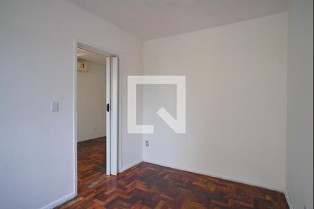 Quarto de apartamento à venda com 1 quarto, 48m² em Vila Ipiranga, Porto Alegre
