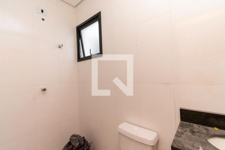Banheiro de apartamento para alugar com 1 quarto, 28m² em Vila Santa Clara, São Paulo