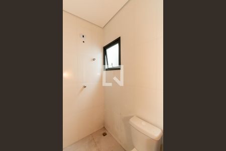 Banheiro de apartamento para alugar com 1 quarto, 29m² em Vila Santa Clara, São Paulo