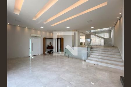 Sala de casa de condomínio para alugar com 3 quartos, 390m² em Gquitba, Valinhos