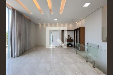 Sala de casa de condomínio para alugar com 3 quartos, 390m² em Gquitba, Valinhos