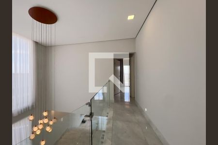 Hall de casa de condomínio para alugar com 3 quartos, 390m² em Gquitba, Valinhos