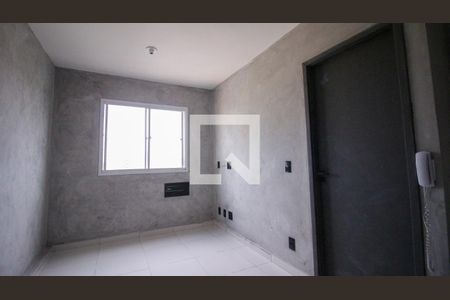 Sala/Cozinha de apartamento para alugar com 1 quarto, 24m² em Cidade Satelite Santa Barbara, São Paulo