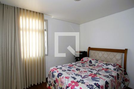 Quarto 1 de apartamento à venda com 4 quartos, 200m² em Coração Eucarístico, Belo Horizonte