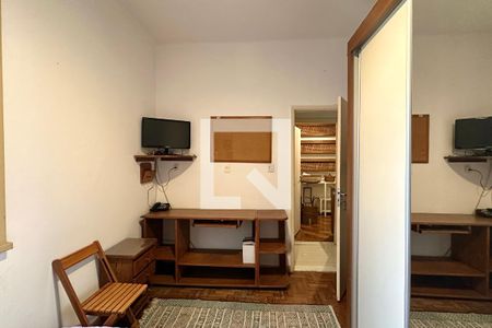 Quarto 01 de apartamento para alugar com 2 quartos, 64m² em Leme, Rio de Janeiro
