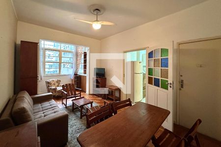 Sala de apartamento para alugar com 2 quartos, 64m² em Leme, Rio de Janeiro