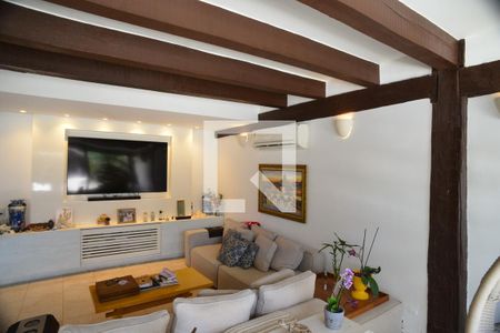 Sala de casa de condomínio à venda com 4 quartos, 675m² em Barra da Tijuca, Rio de Janeiro