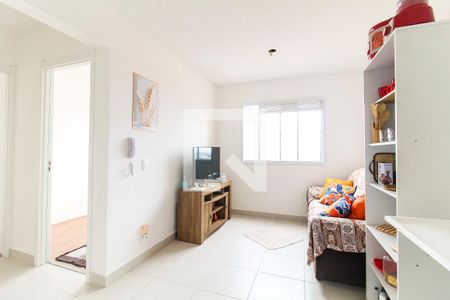 Sala/Cozinha de apartamento para alugar com 2 quartos, 33m² em Fazenda Aricanduva, São Paulo