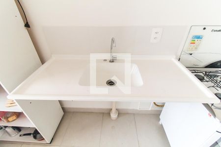 Sala/Cozinha de apartamento para alugar com 2 quartos, 33m² em Fazenda Aricanduva, São Paulo