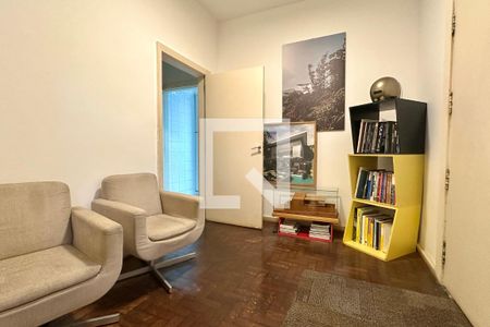 Entrada de casa à venda com 6 quartos, 400m² em Jardim Botânico, Rio de Janeiro